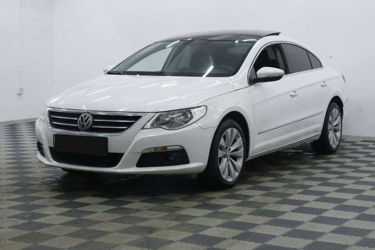 Volkswagen Passat CC с пробегом — 2012 год. Фото: #0