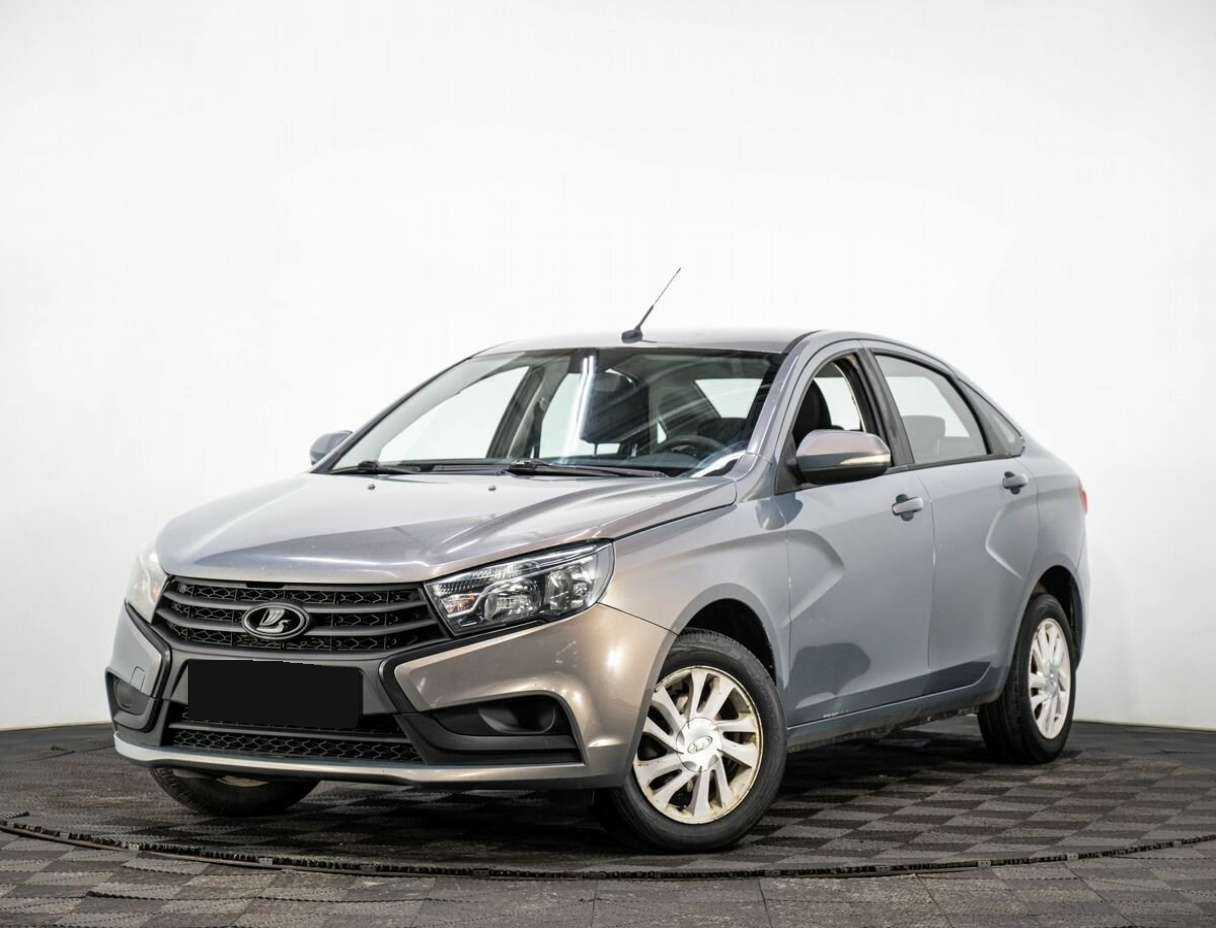 Lada (ВАЗ) Vesta с пробегом — 2015 год. Посмотреть фото