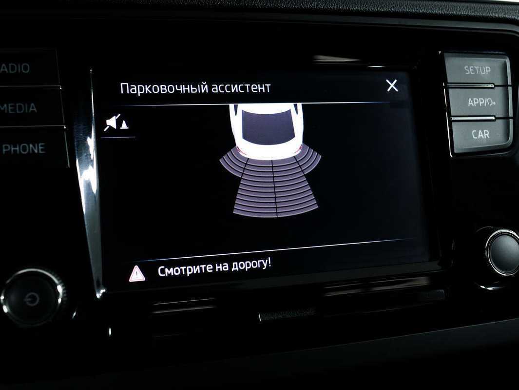 Skoda Rapid с пробегом — 2019 год. Фото: #13