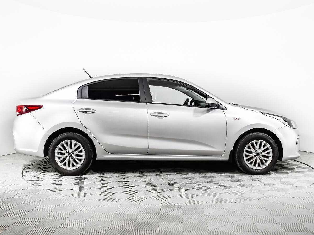 Kia Rio с пробегом — 2020 год. Фото: #3