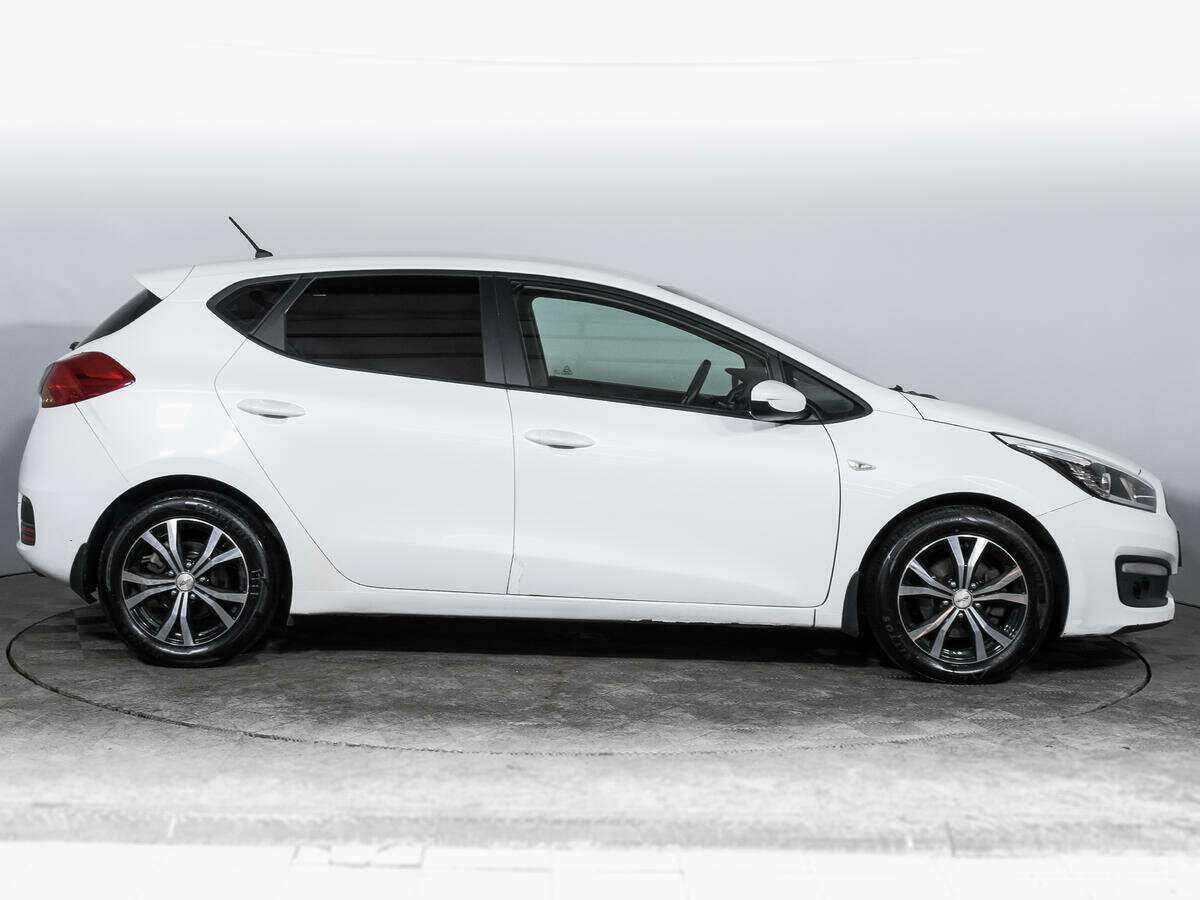 Kia Ceed с пробегом — 2016 год. Фото: #3