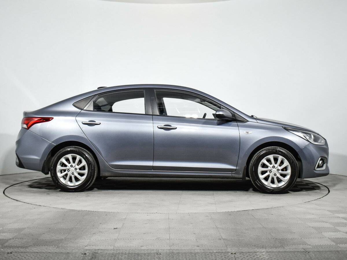 Hyundai Solaris с пробегом — 2017 год. Фото: #3