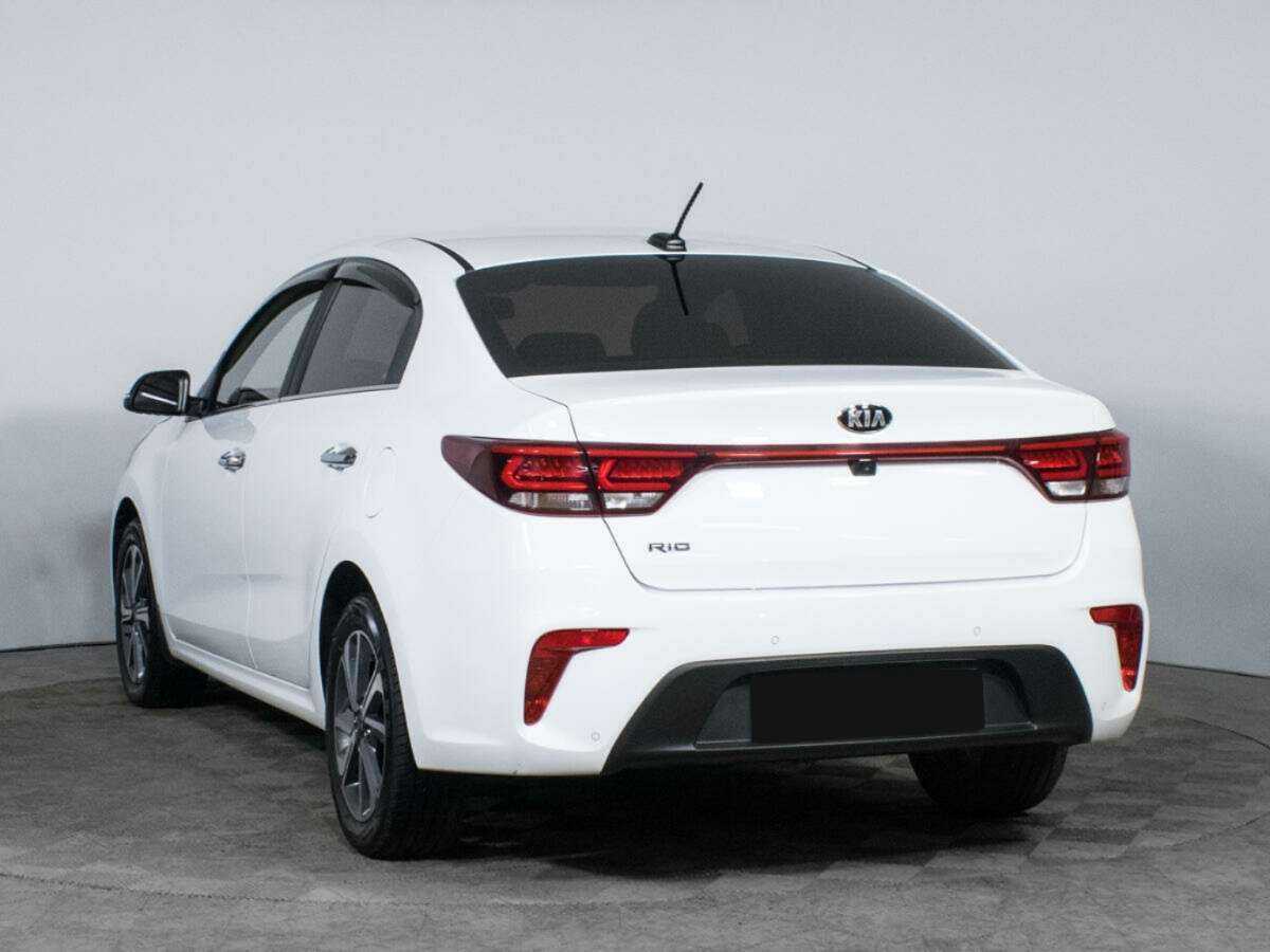 Kia Rio с пробегом — 2020 год. Фото: #6