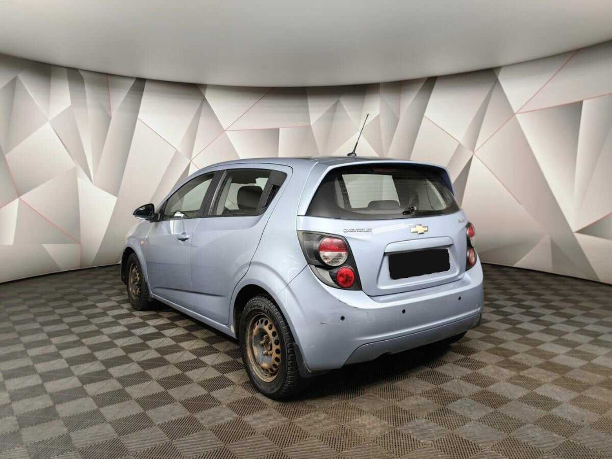 Chevrolet Aveo с пробегом — 2012 год. Фото: #3