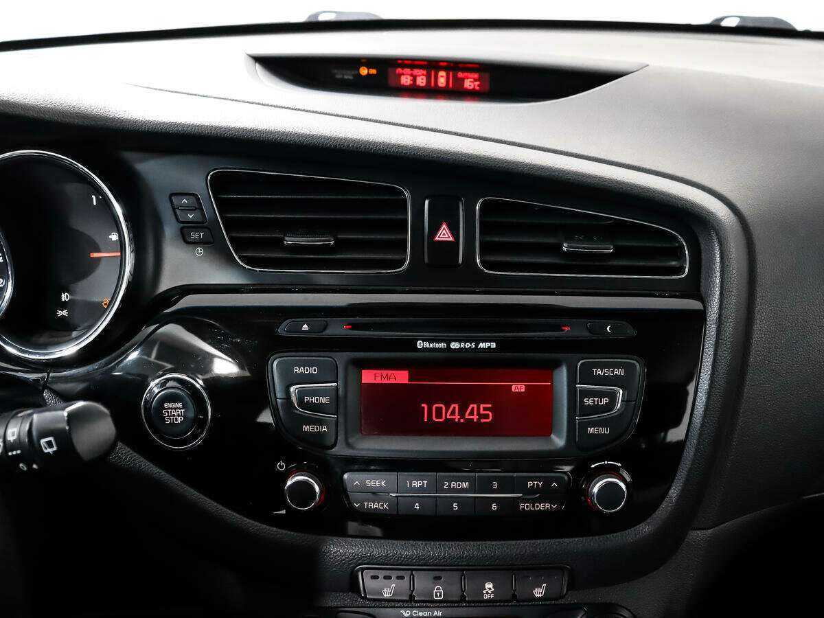 Kia Ceed с пробегом — 2013 год. Фото: #13