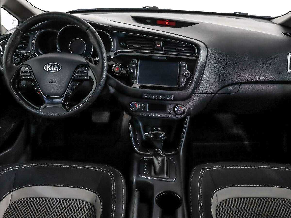 Kia Ceed с пробегом — 2018 год. Фото: #10