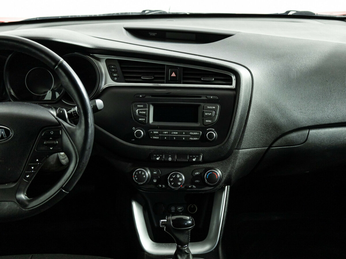 Kia Ceed с пробегом — 2016 год. Фото: #13