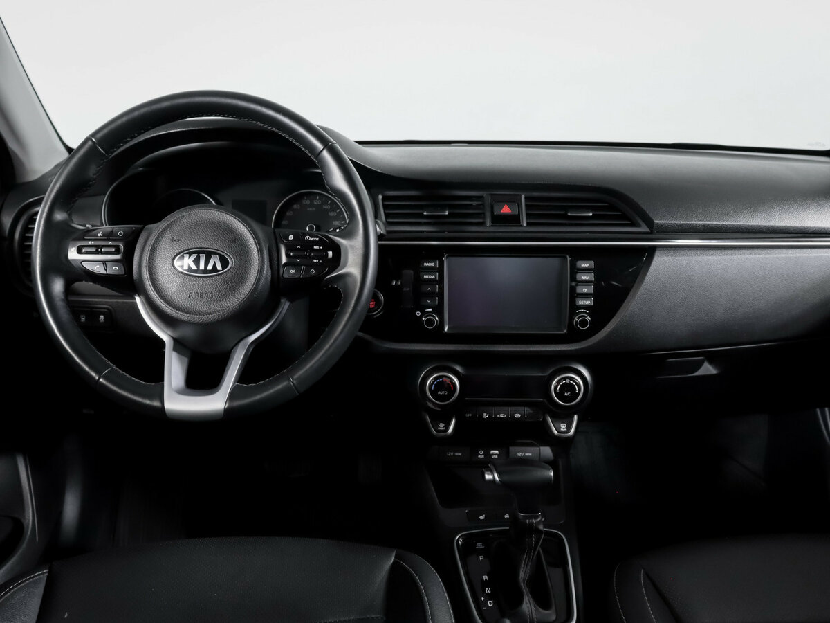 Kia Rio с пробегом — 2020 год. Фото: #9