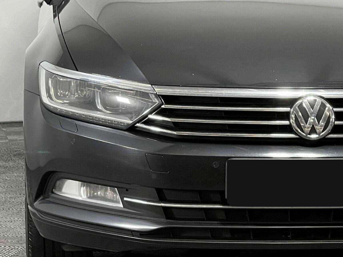 Volkswagen Passat с пробегом — 2018 год. Фото: #12