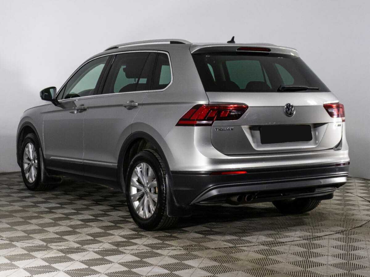 Volkswagen Tiguan с пробегом — 2018 год. Фото: #6