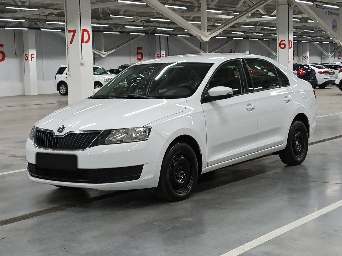 Skoda Rapid с пробегом — 2018 год. Посмотреть фото