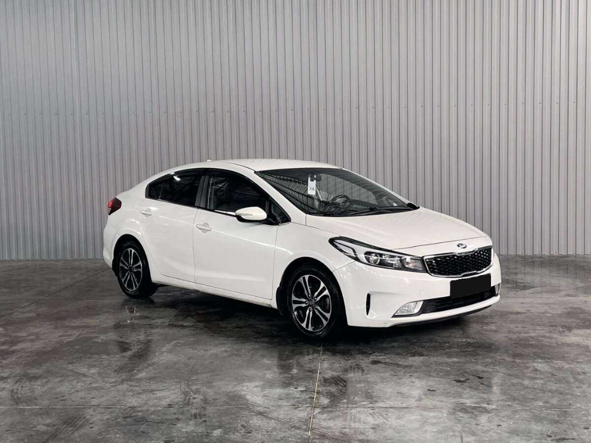 Kia Cerato с пробегом — 2017 год. Фото: #2