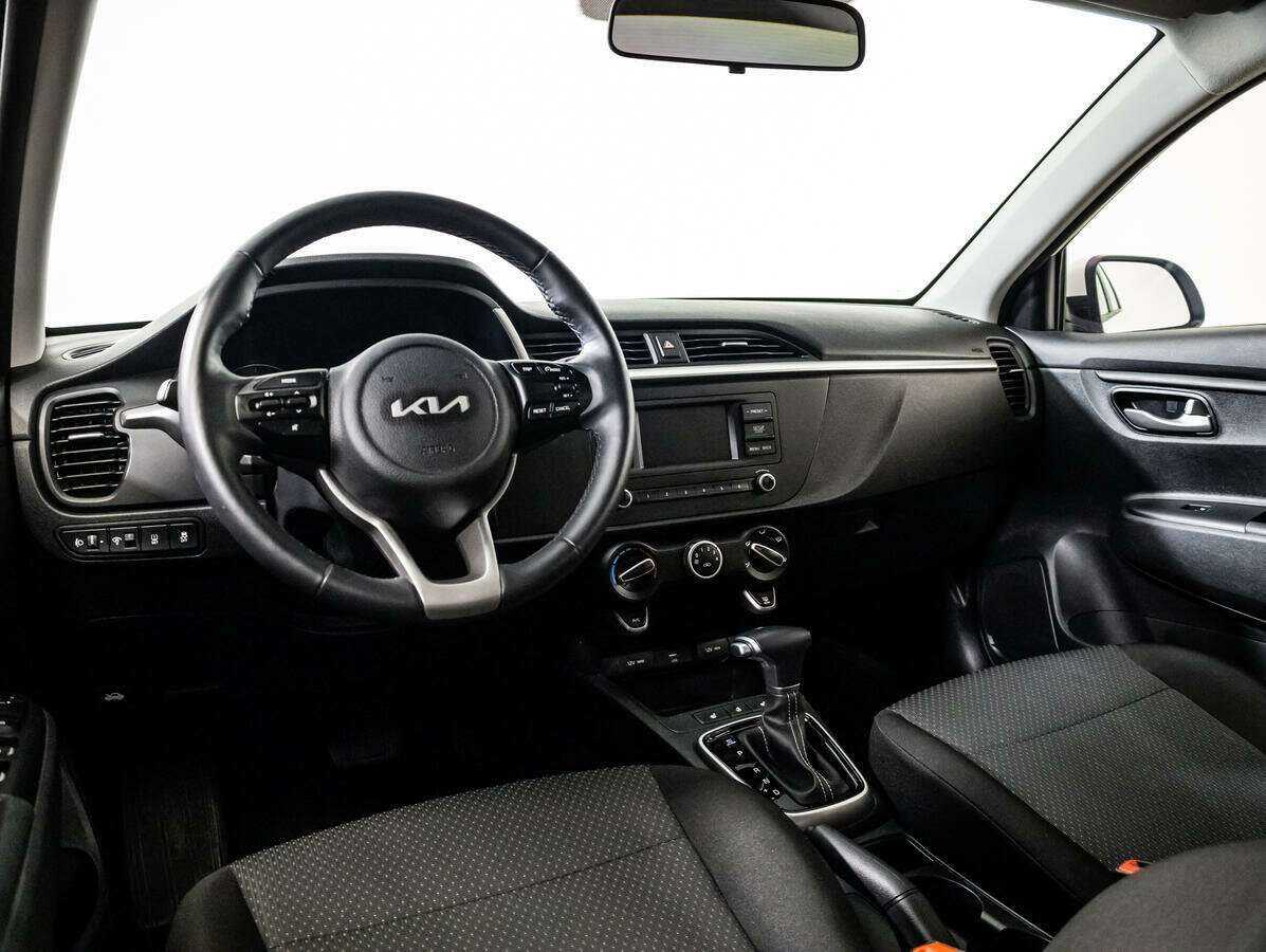 Kia Rio с пробегом — 2021 год. Фото: #10