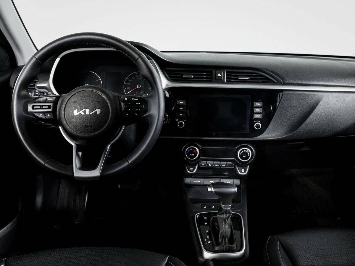Kia Rio с пробегом — 2022 год. Фото: #9