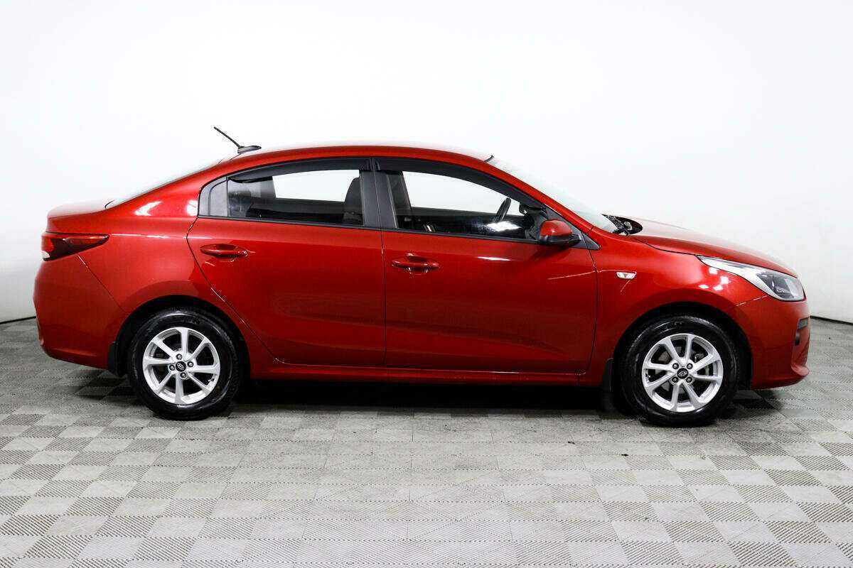 Kia Rio с пробегом — 2018 год. Фото: #3