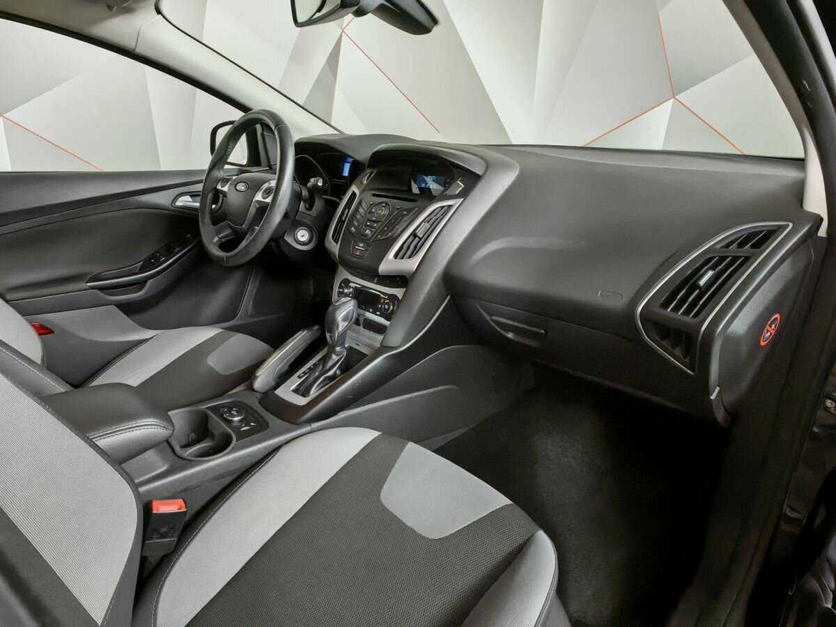 Ford Focus с пробегом — 2012 год. Фото: #8