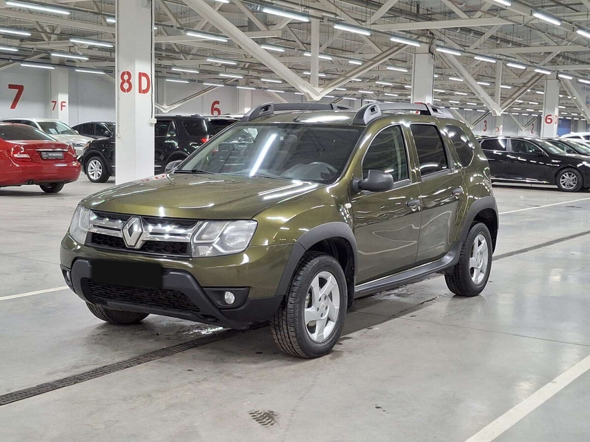 Renault Duster с пробегом — 2015 год. Посмотреть фото
