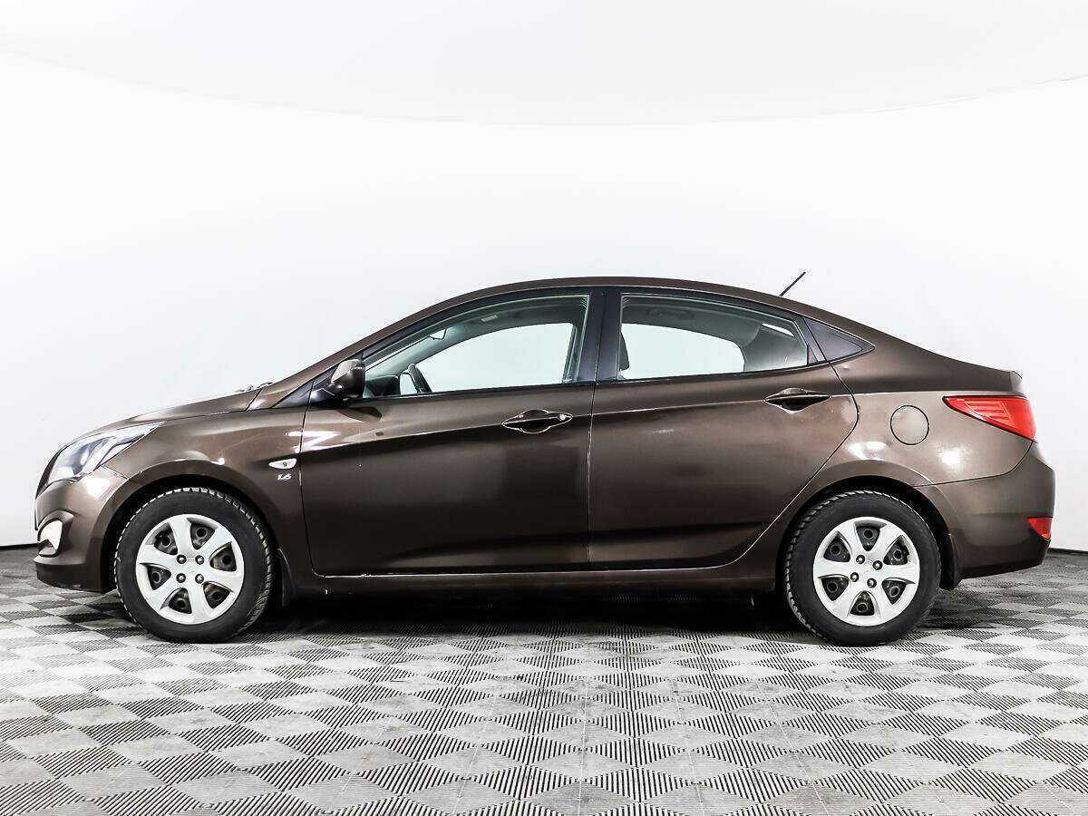 Hyundai Solaris с пробегом — 2016 год. Фото: #7