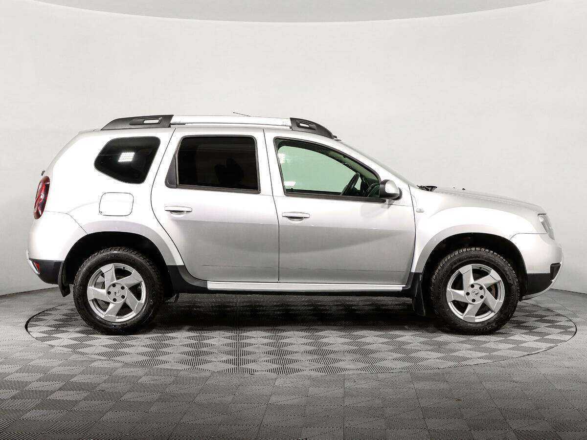 Renault Duster с пробегом — 2017 год. Фото: #3
