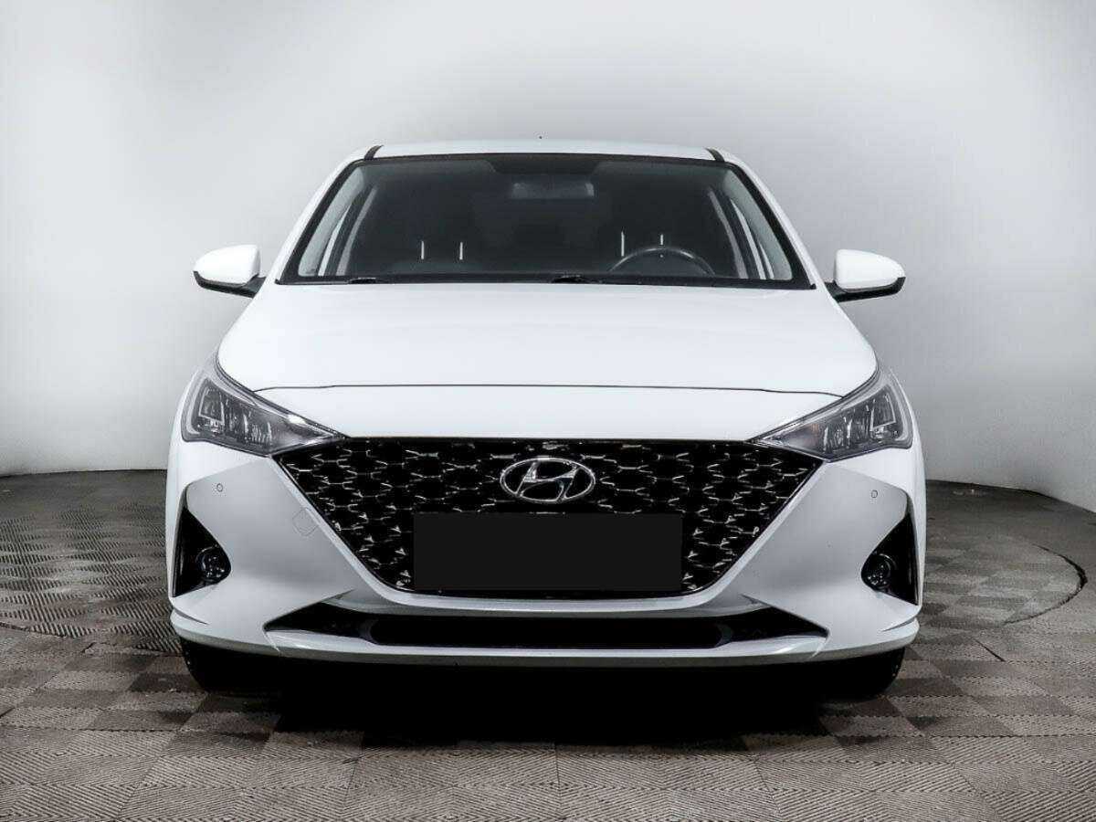 Hyundai Solaris с пробегом — 2020 год. Фото: #1