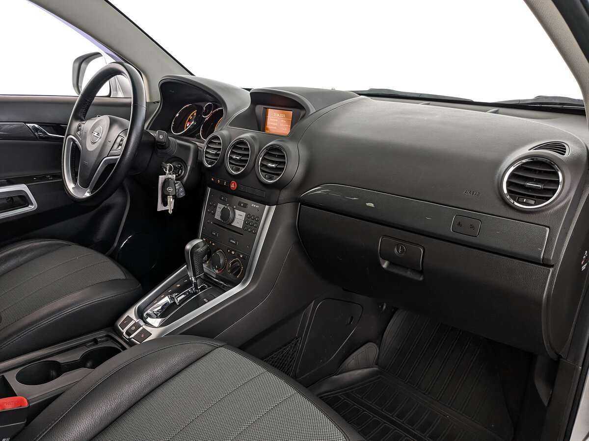 Opel Antara с пробегом — 2013 год. Фото: #11