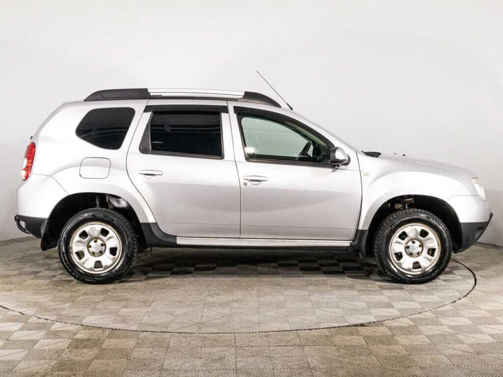 Renault Duster с пробегом — 2015 год. Фото: #3