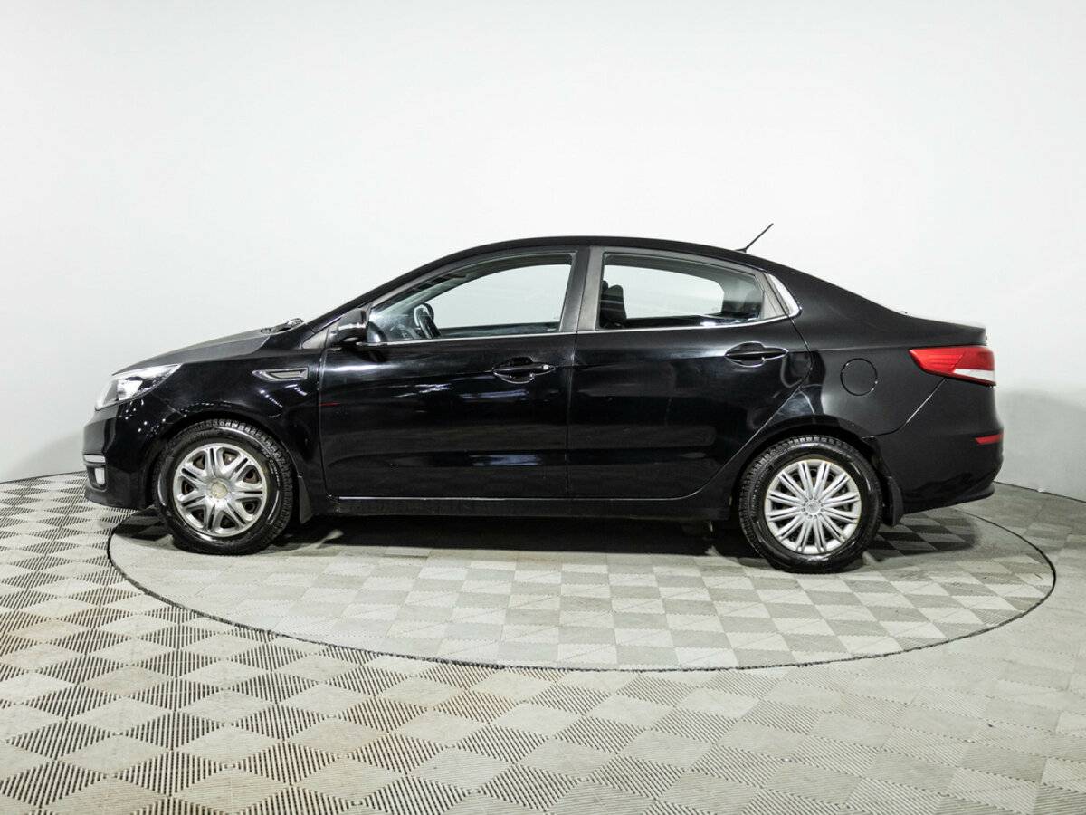 Kia Rio с пробегом — 2016 год. Фото: #7