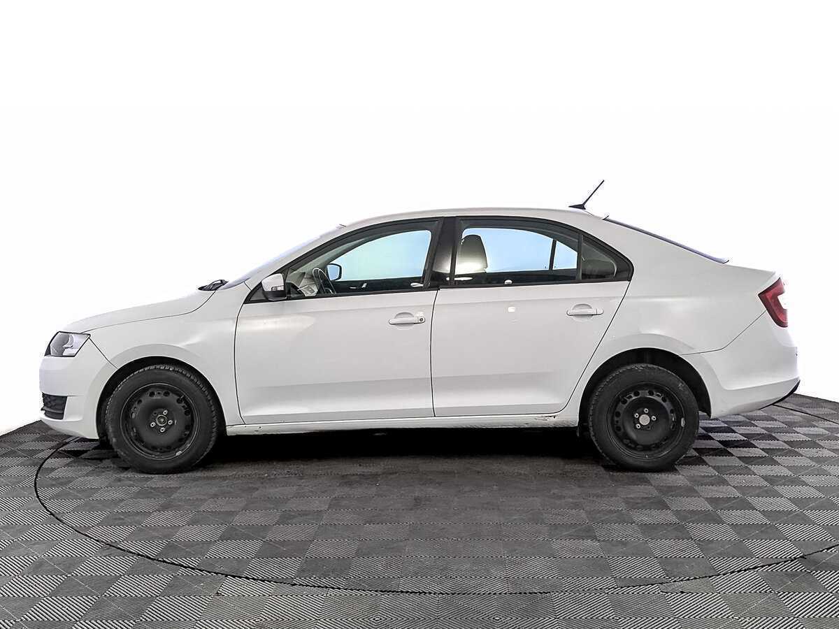 Skoda Rapid с пробегом — 2019 год. Фото: #7