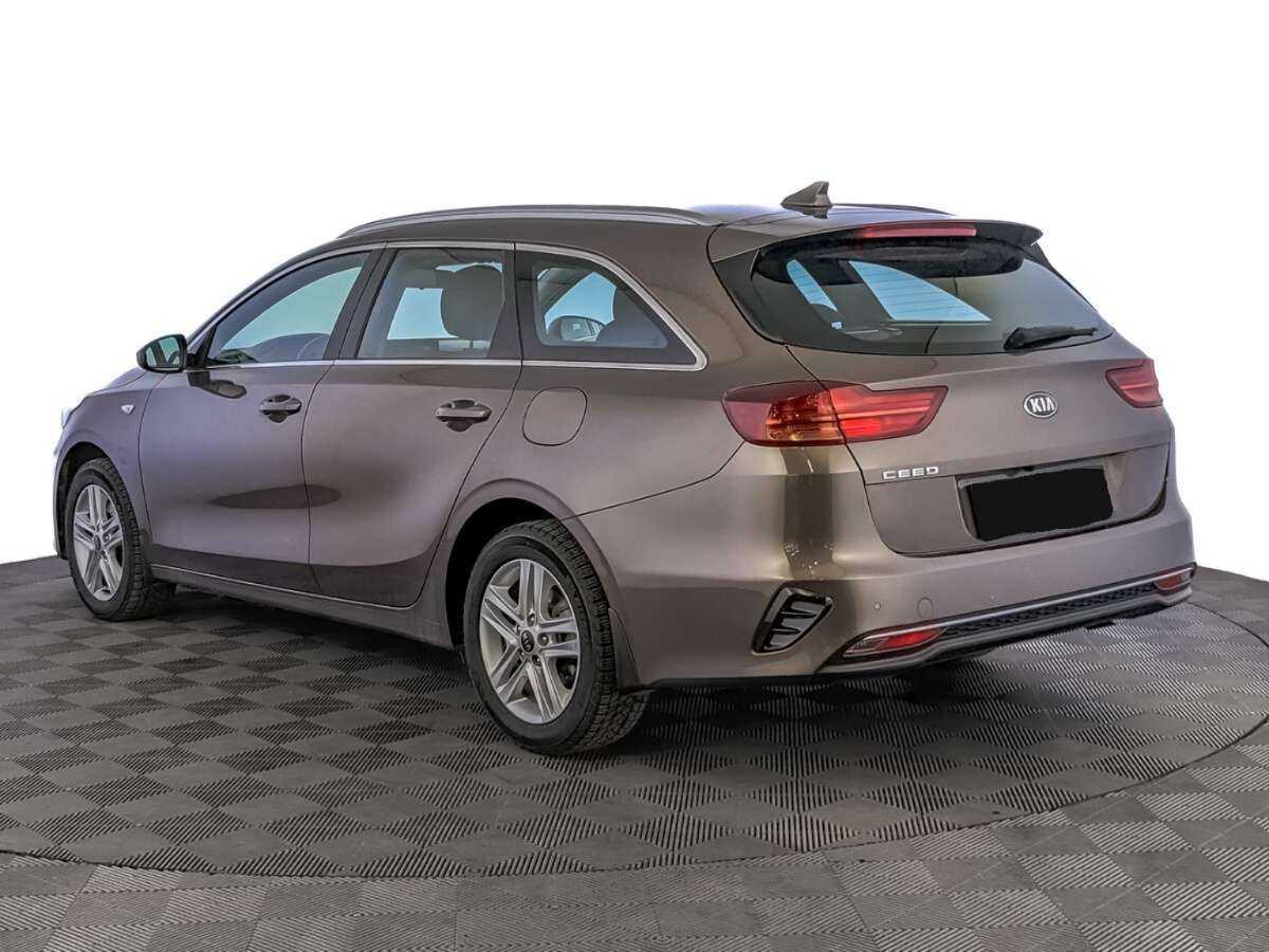 Kia Ceed с пробегом — 2021 год. Фото: #6