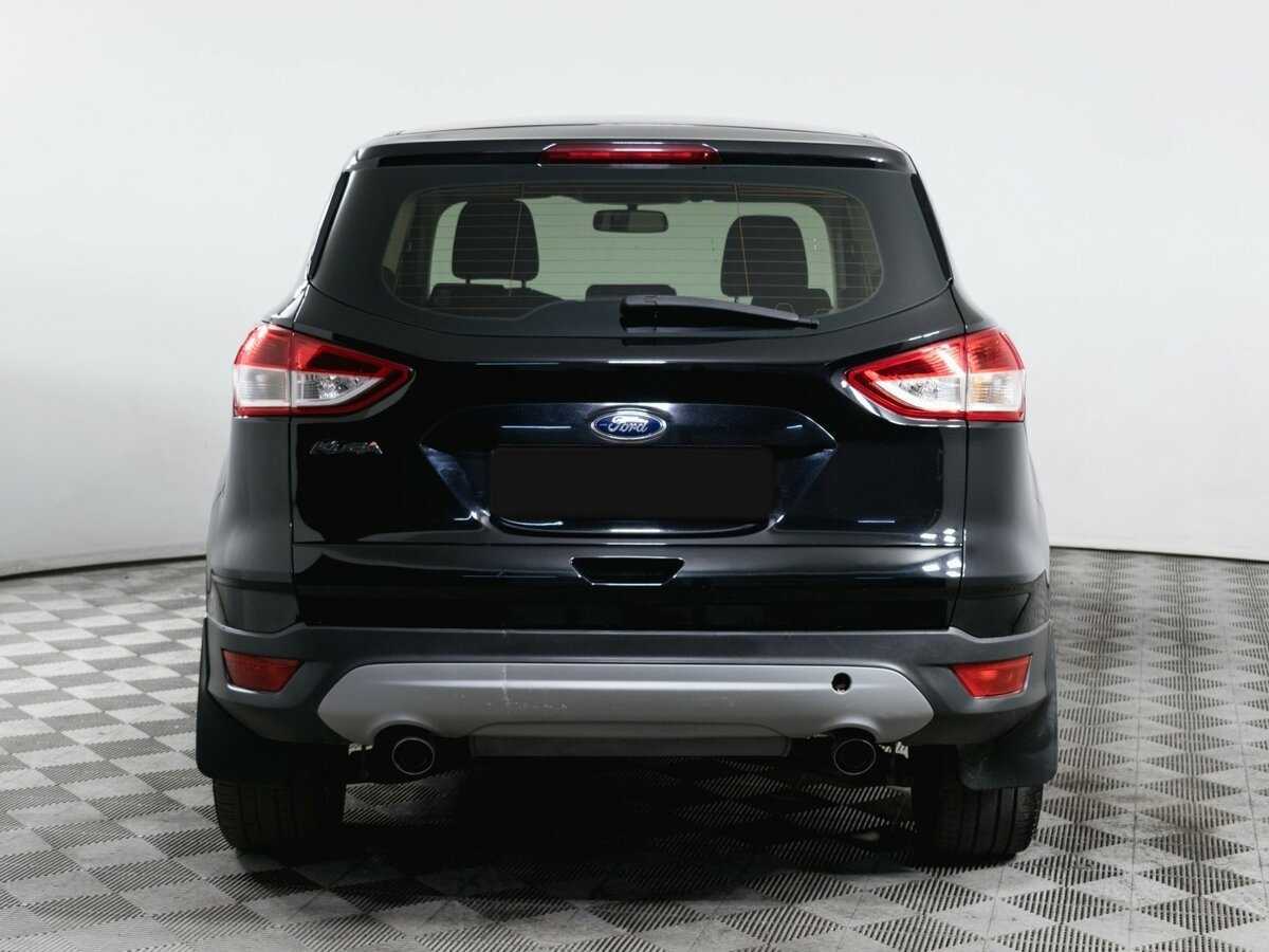 Ford Kuga с пробегом — 2014 год. Фото: #4