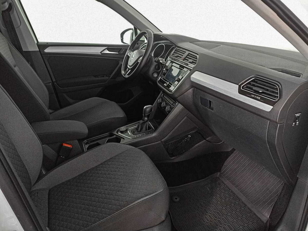 Volkswagen Tiguan с пробегом — 2018 год. Фото: #8