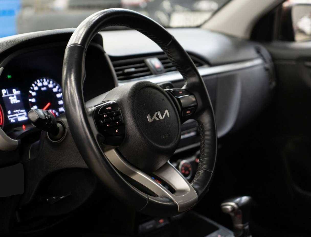 Kia Rio с пробегом — 2022 год. Фото: #4