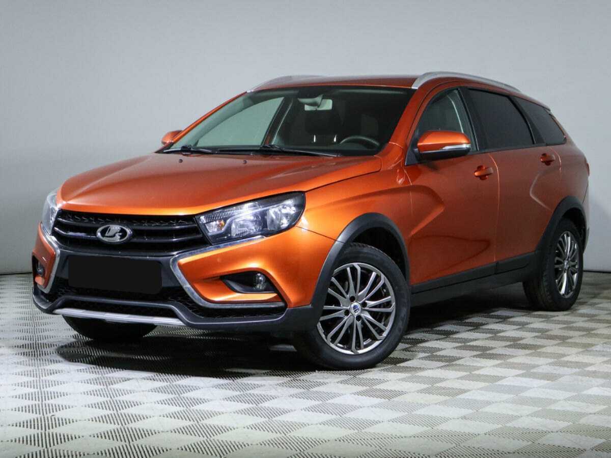 Lada (ВАЗ) Vesta с пробегом — 2018 год. Посмотреть фото