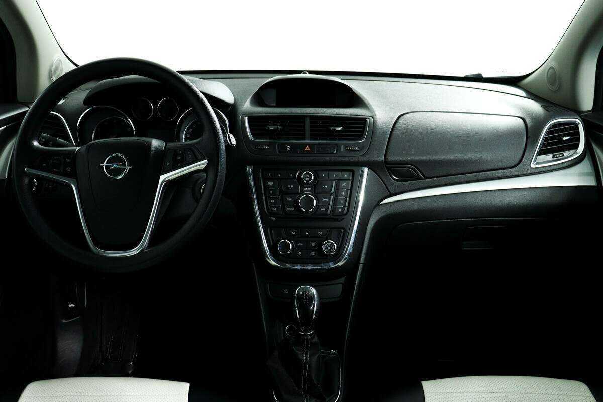 Opel Mokka с пробегом — 2014 год. Фото: #10