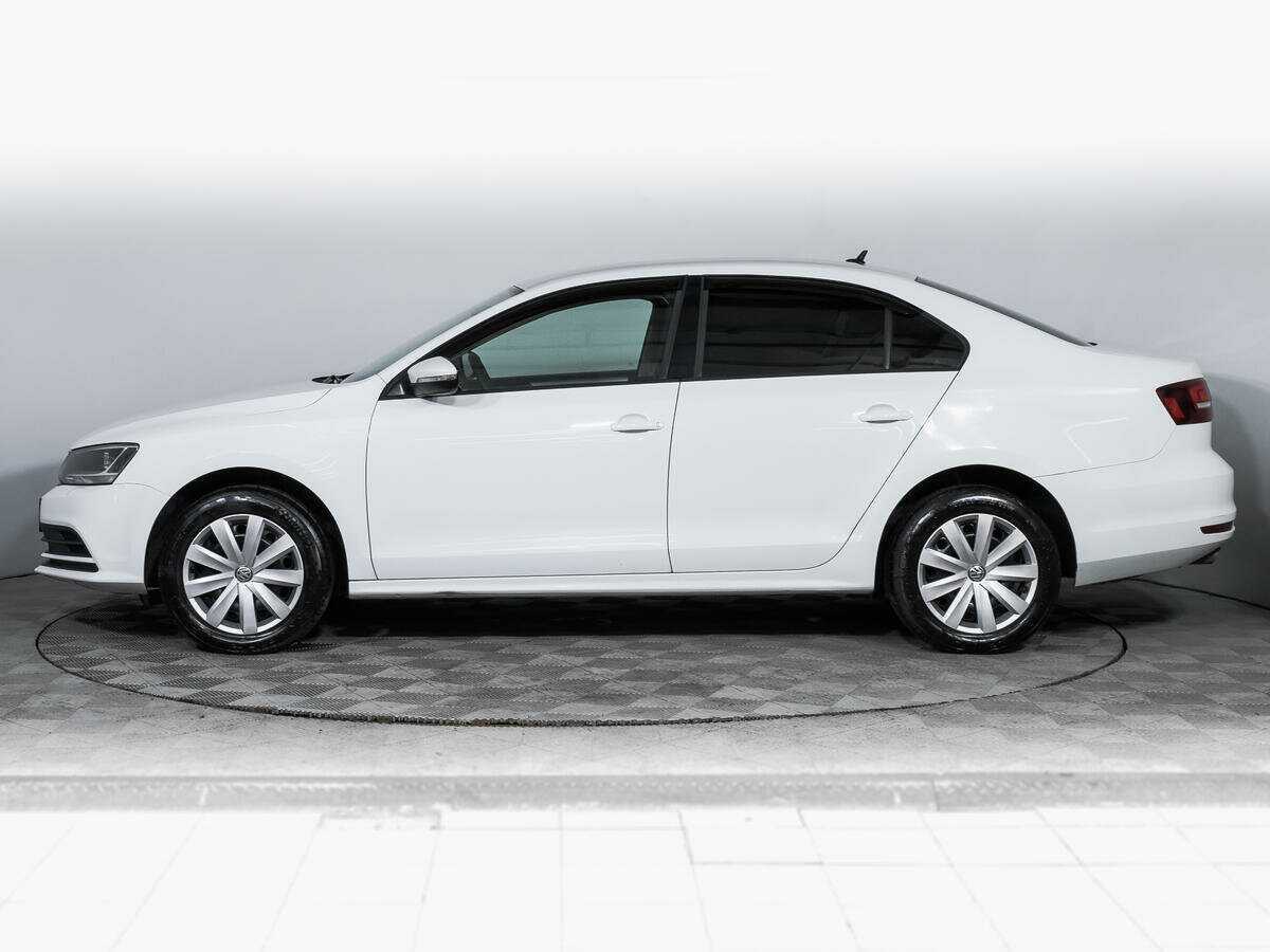 Volkswagen Jetta с пробегом — 2016 год. Фото: #7
