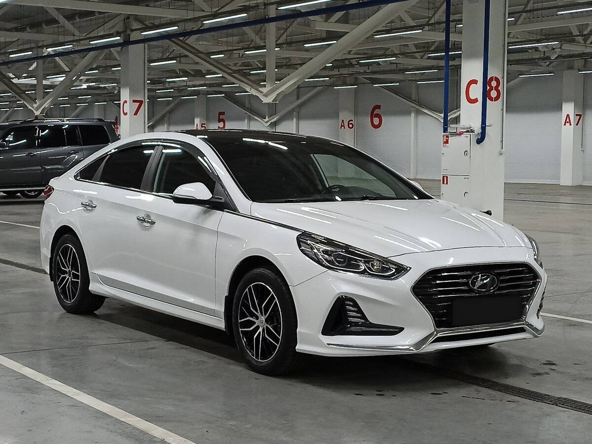 Hyundai Sonata с пробегом — 2017 год. Фото: #2