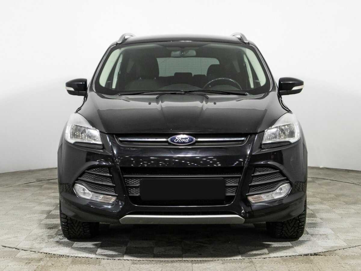 Ford Kuga с пробегом — 2015 год. Фото: #1