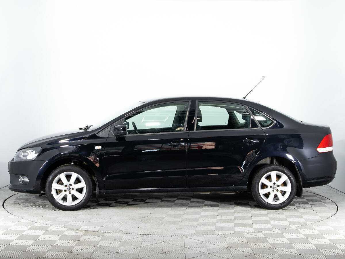 Volkswagen Polo с пробегом — 2012 год. Фото: #7