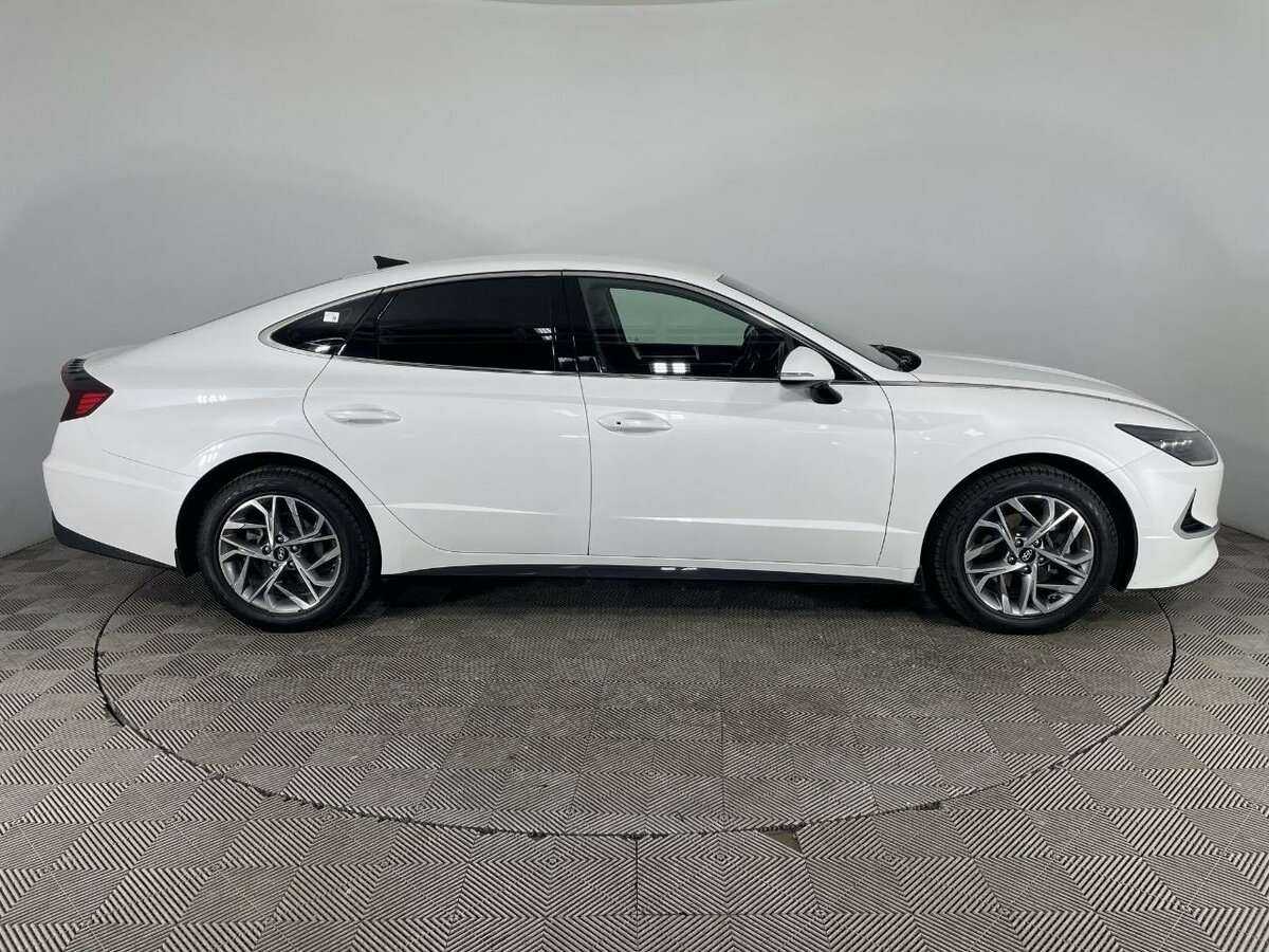 Hyundai Sonata с пробегом — 2019 год. Фото: #3