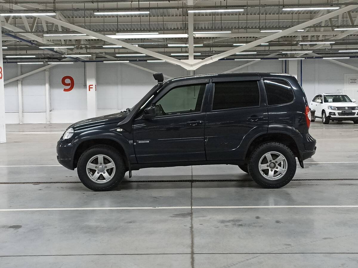 Chevrolet Niva с пробегом — 2018 год. Фото: #7