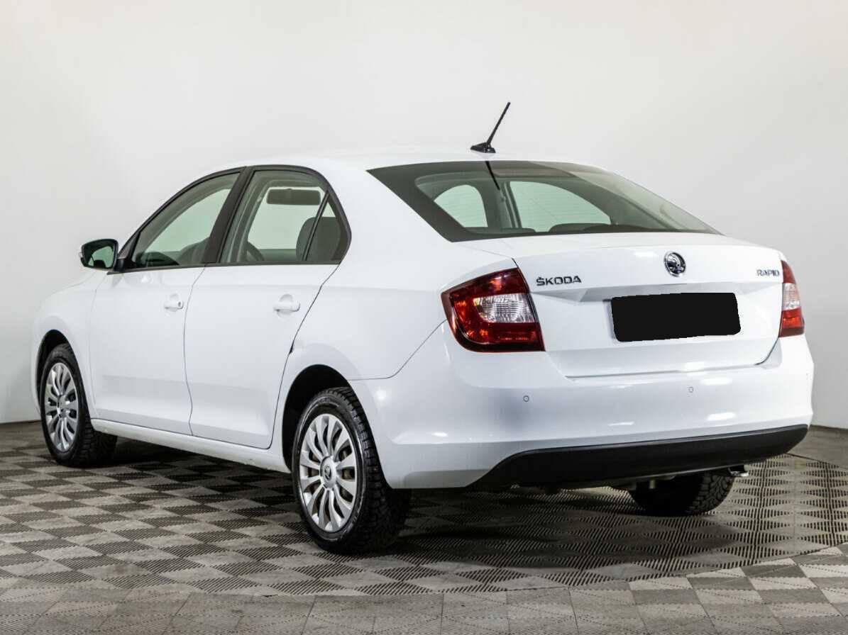 Skoda Rapid с пробегом — 2019 год. Фото: #5