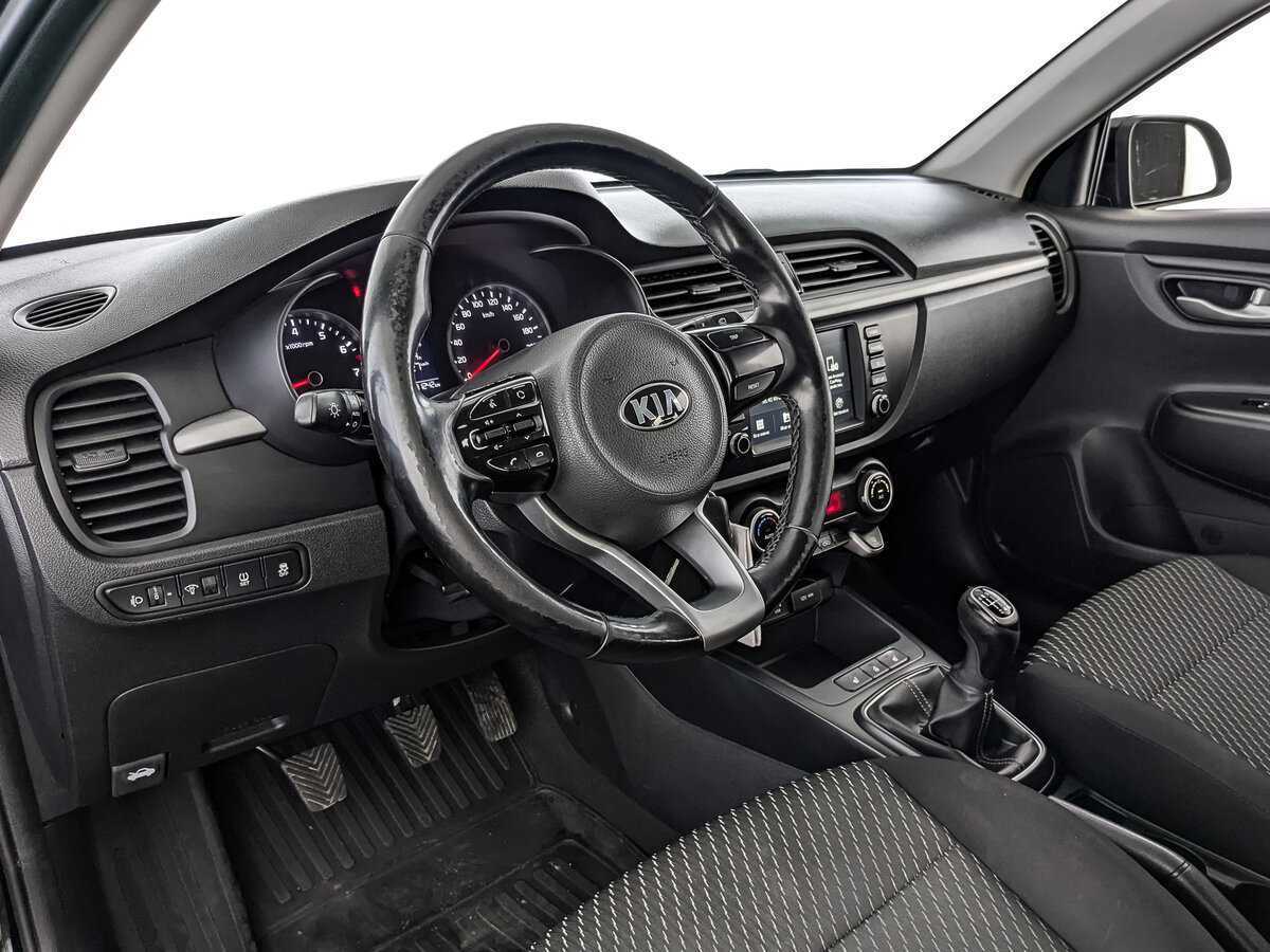 Kia Rio с пробегом — 2018 год. Фото: #10