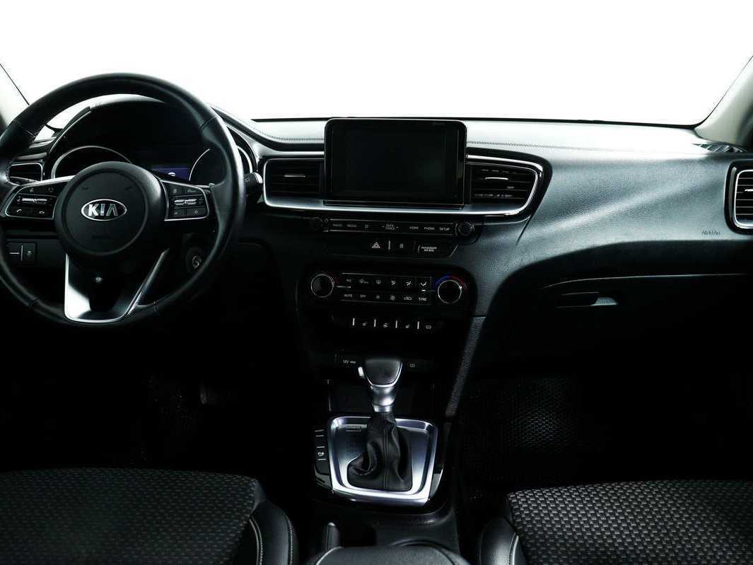 Kia Ceed с пробегом — 2018 год. Фото: #10