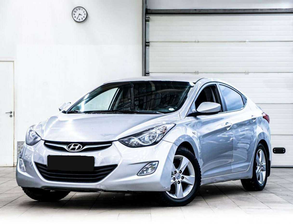 Hyundai Elantra с пробегом — 2012 год. Фото: #0