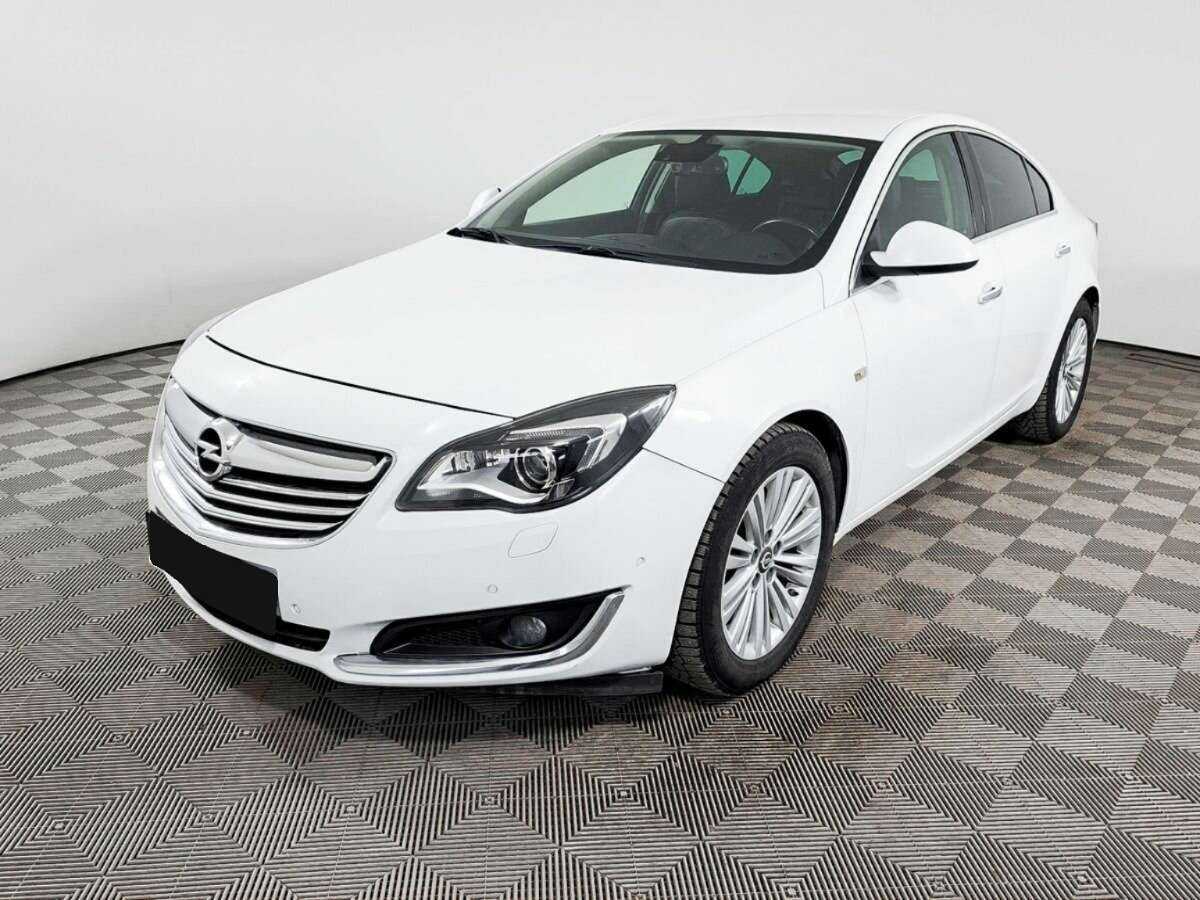 Opel Insignia с пробегом — 2014 год. Фото: #0