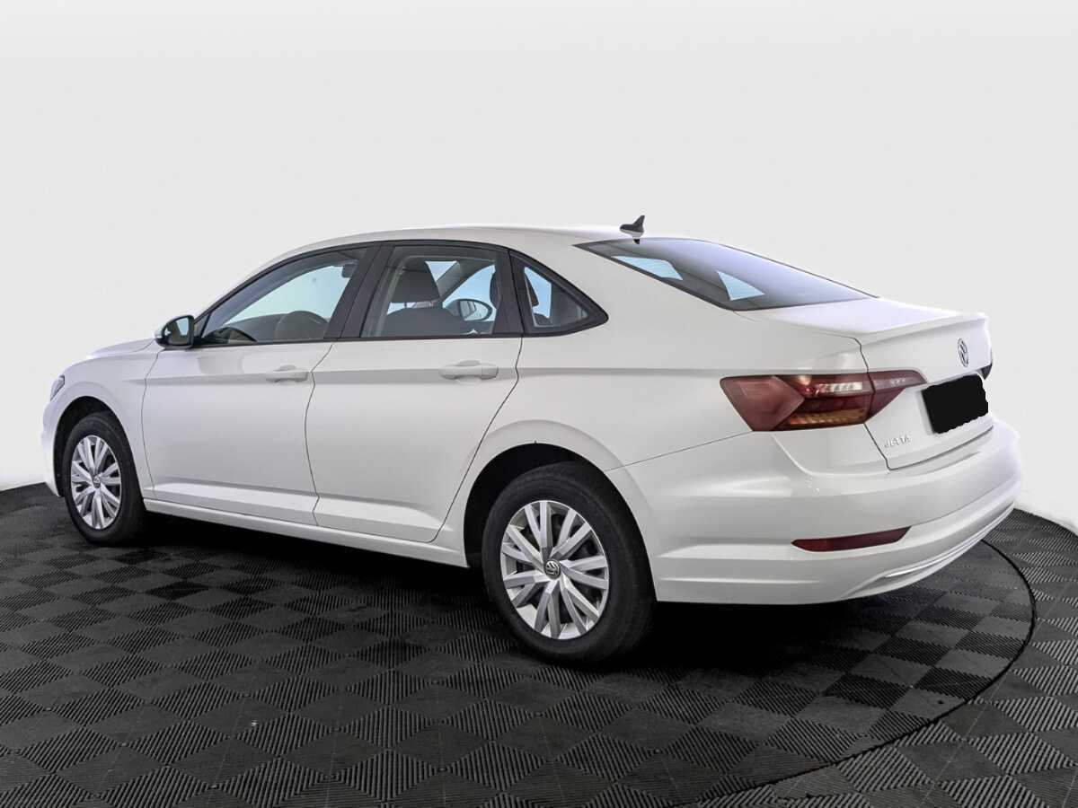 Volkswagen Jetta с пробегом — 2020 год. Фото: #6