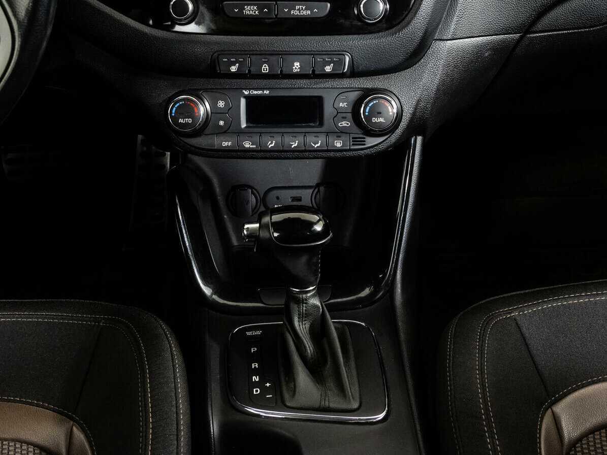 Kia Ceed с пробегом — 2014 год. Фото: #10