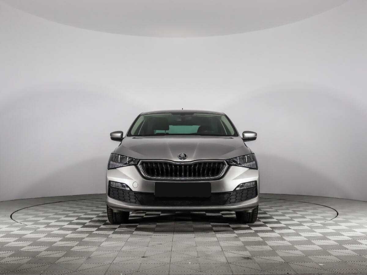 Skoda Rapid с пробегом — 2020 год. Фото: #1