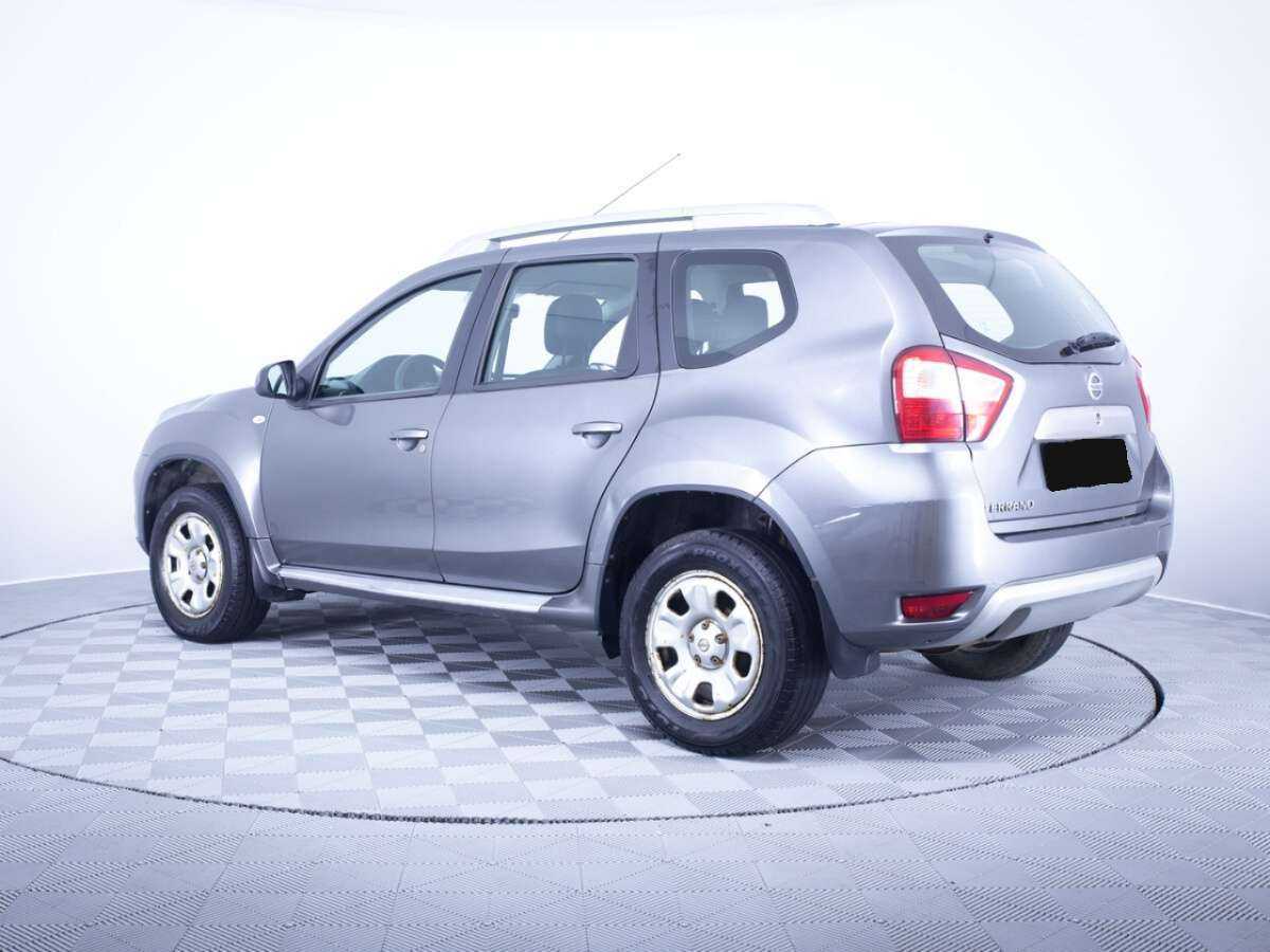 Nissan Terrano с пробегом — 2015 год. Фото: #6