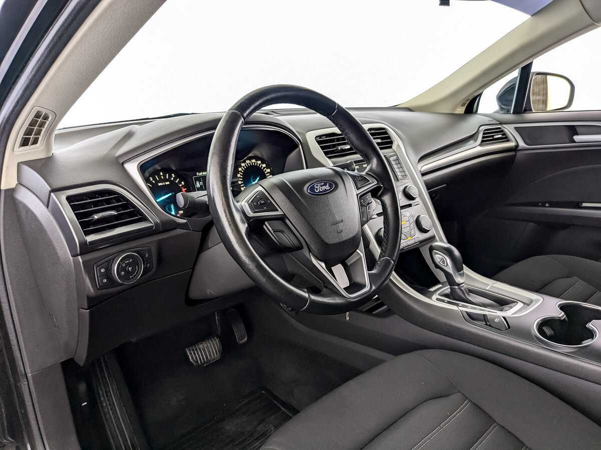 Ford Mondeo с пробегом — 2017 год. Фото: #12